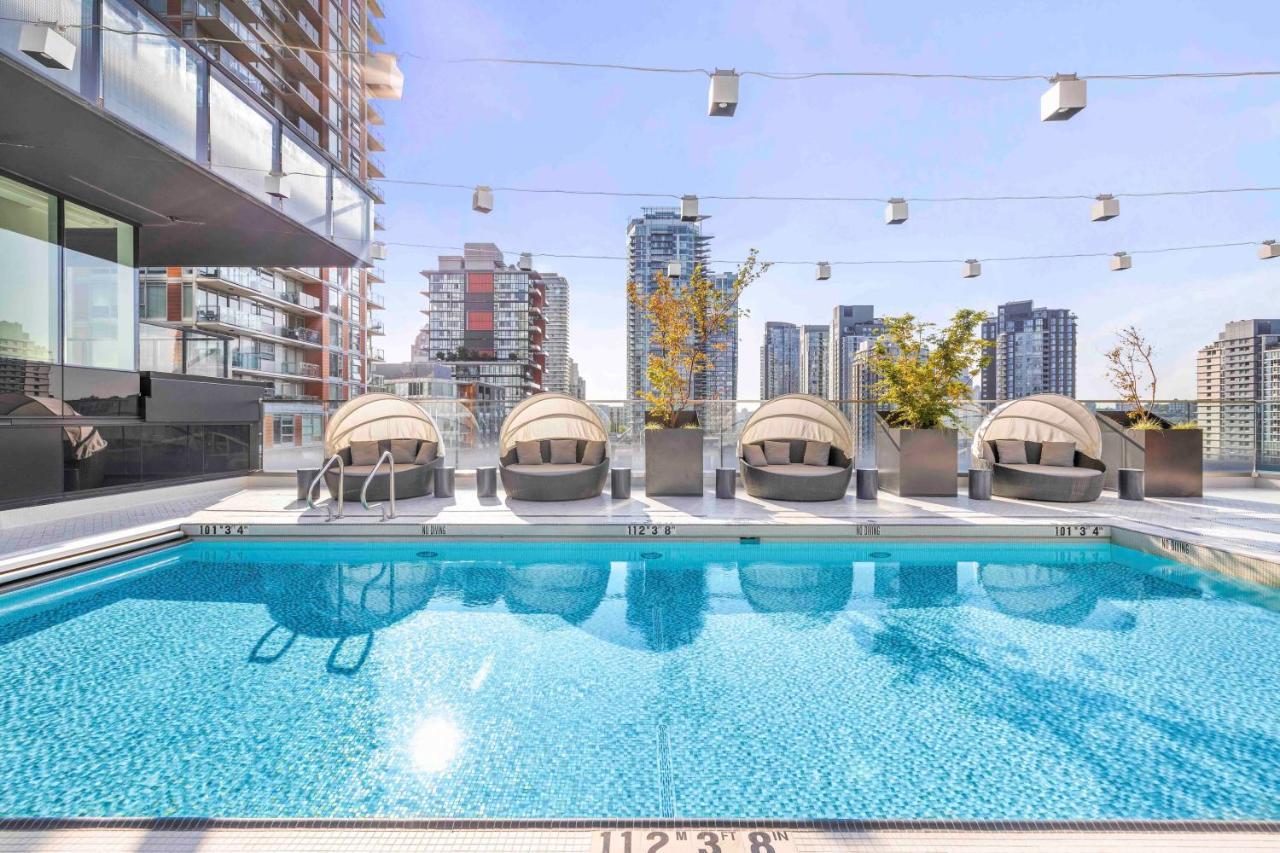 Level Downtown - Howe Hotel แวนคูเวอร์ ภายนอก รูปภาพ