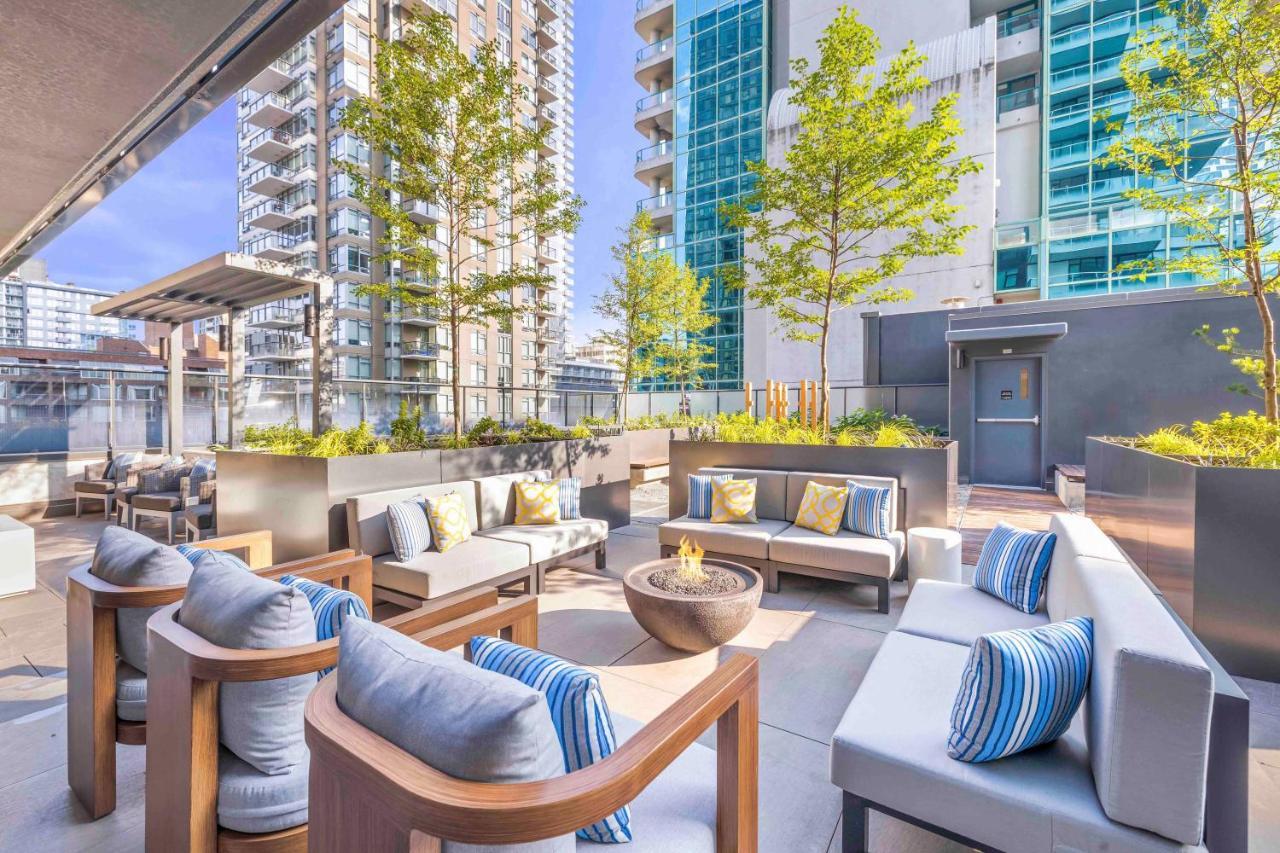 Level Downtown - Howe Hotel แวนคูเวอร์ ภายนอก รูปภาพ